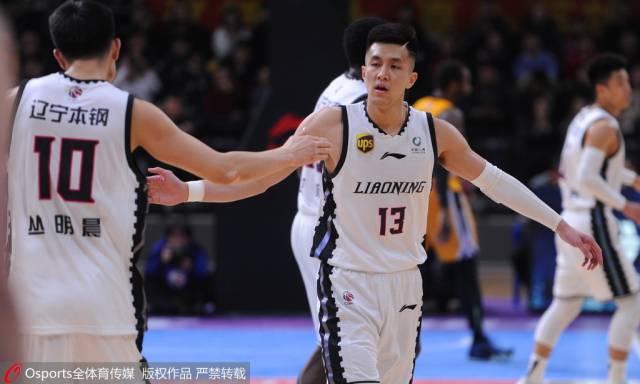 最新战报：篮球豪取连胜，冠军在望