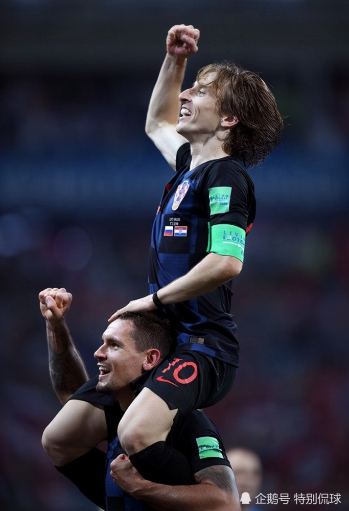 包含焦点大战：网球上演巅峰碰撞的词条