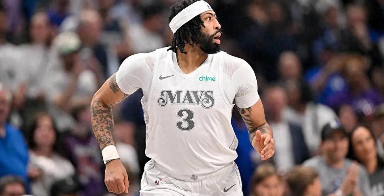 山东队翻盘独行侠,德罗赞点燃赛场 山东队翻盘独行侠,德罗赞点燃赛场