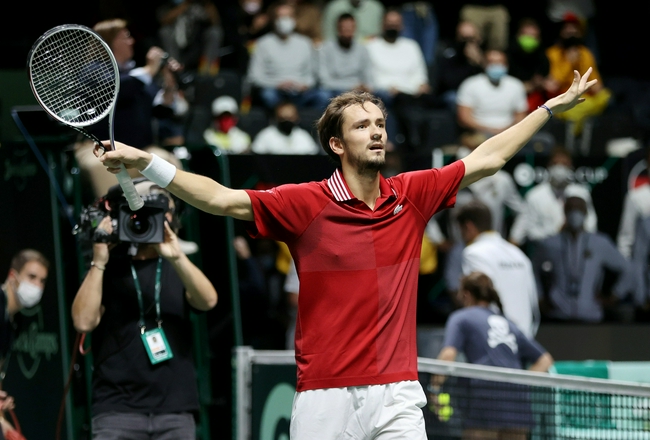 年终总决赛绝杀戴维斯杯，梅德韦杰夫惊艳四座